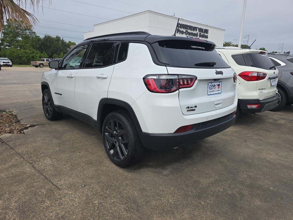 Used 2025 Jeep Compass Limited Pano-Roof Sport Utility