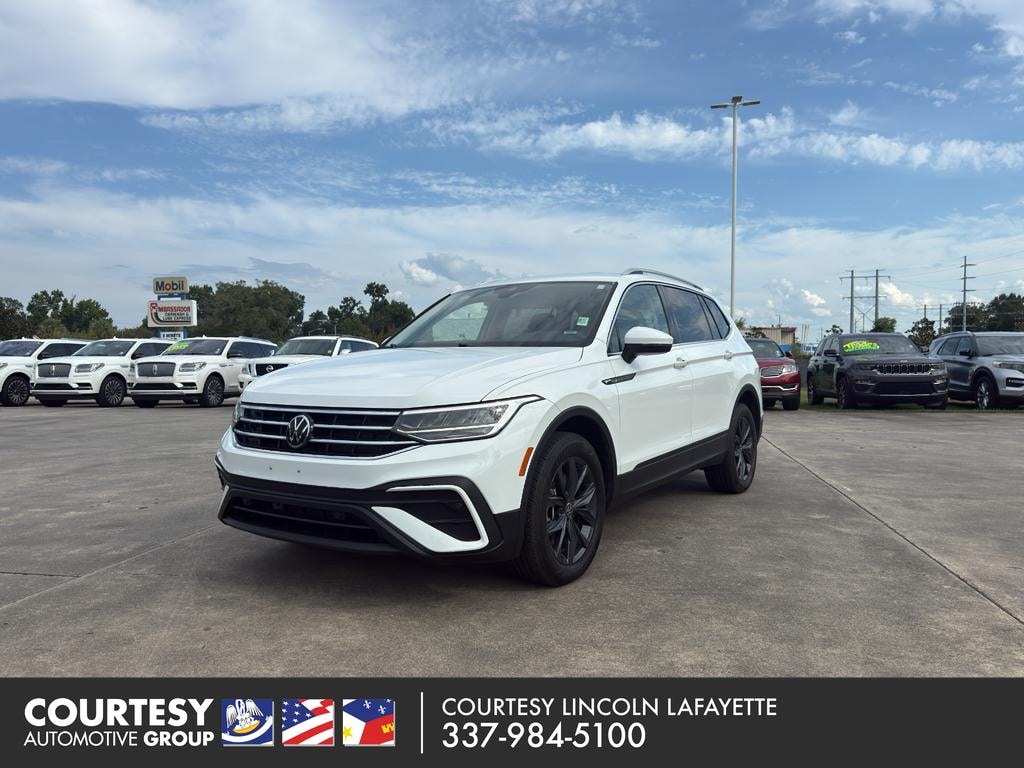 Used 2024 Volkswagen Tiguan SE SUV