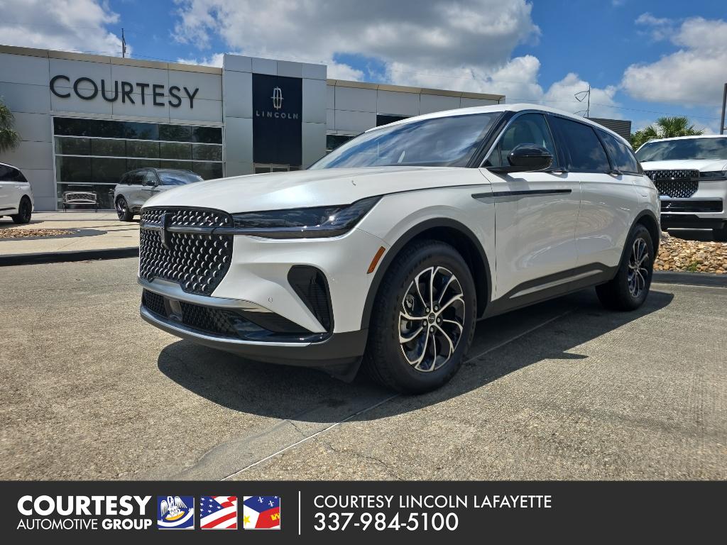 2026 Lincoln Nautilus Premiere AWD's photo