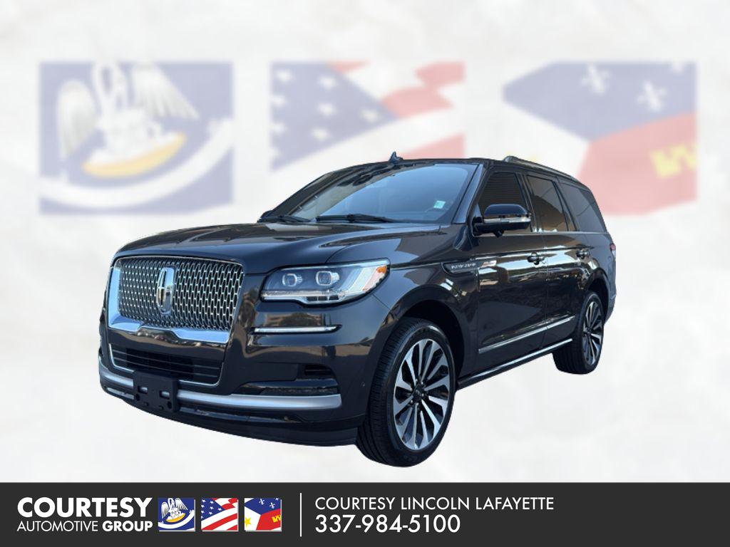 2022 Lincoln Navigator Reserve's photo