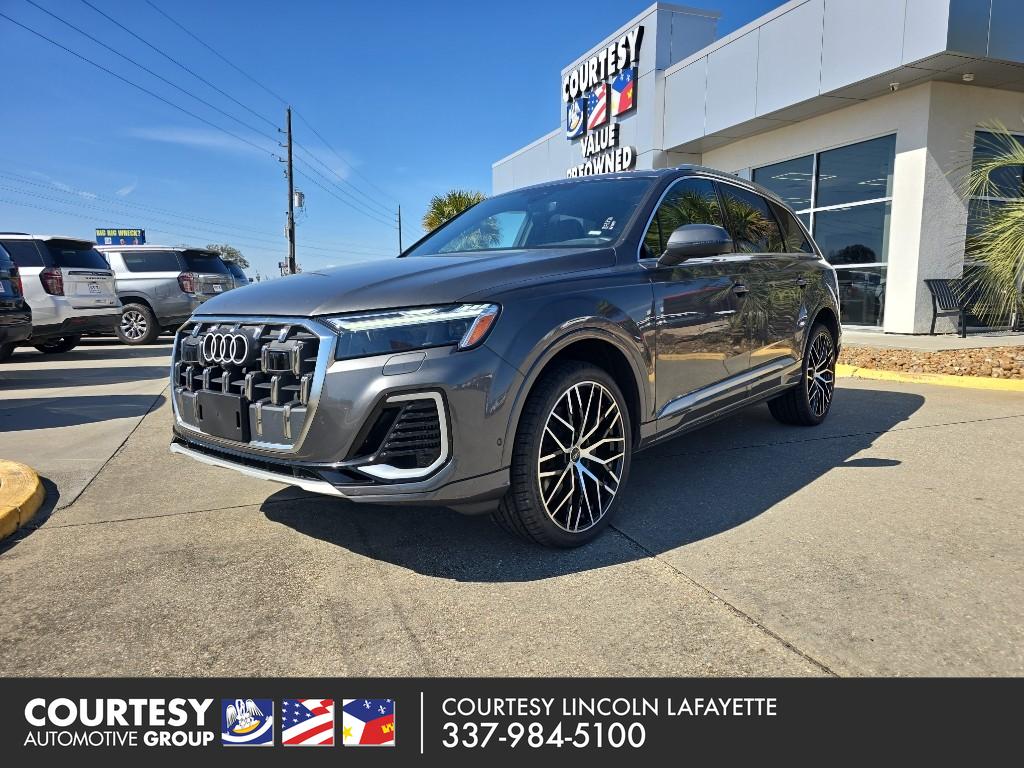2025 Audi Q7 55 Premium Plus quattro Tiptronic's photo