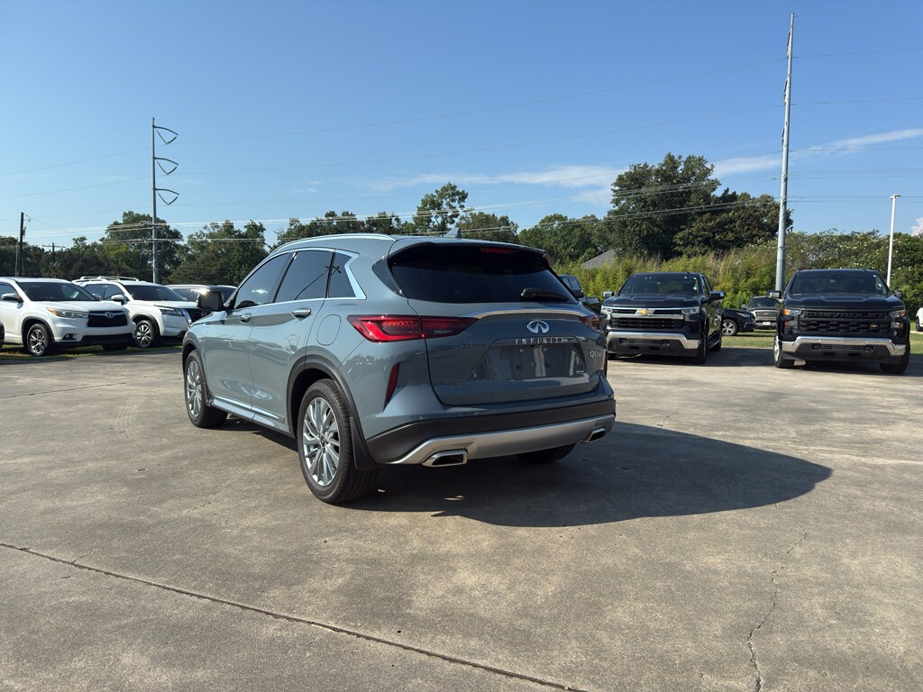 2024 Infiniti QX50 Luxe photo 4