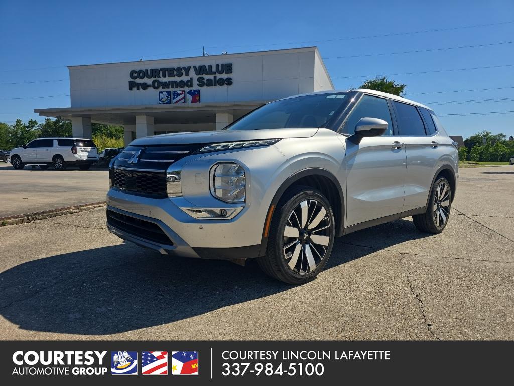 2025 Mitsubishi Outlander's photo
