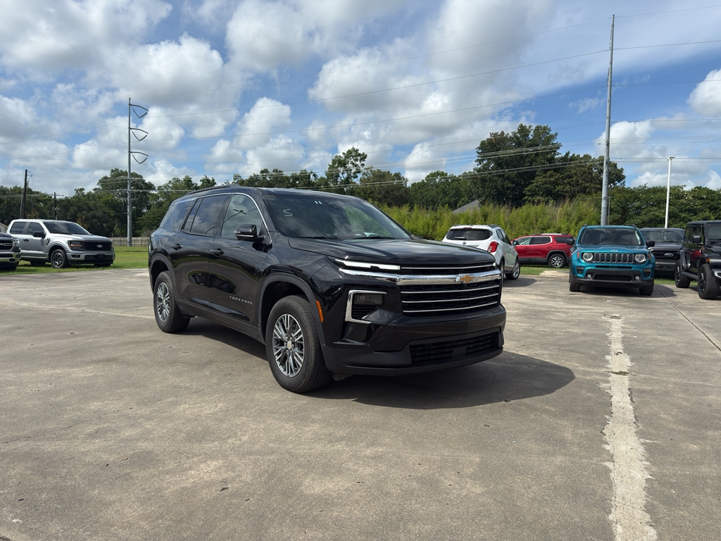 Used 2024 Chevrolet Traverse 2LT with VIN 1GNEVGKS5RJ174496 for sale in Lafayette, LA