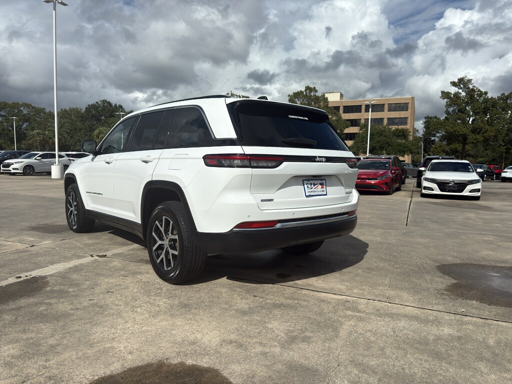 2024 Jeep Grand Cherokee Limited photo 4