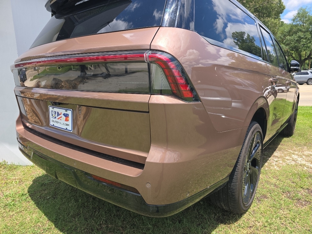 Certified 2025 Lincoln Navigator L Black Label Sport Utility