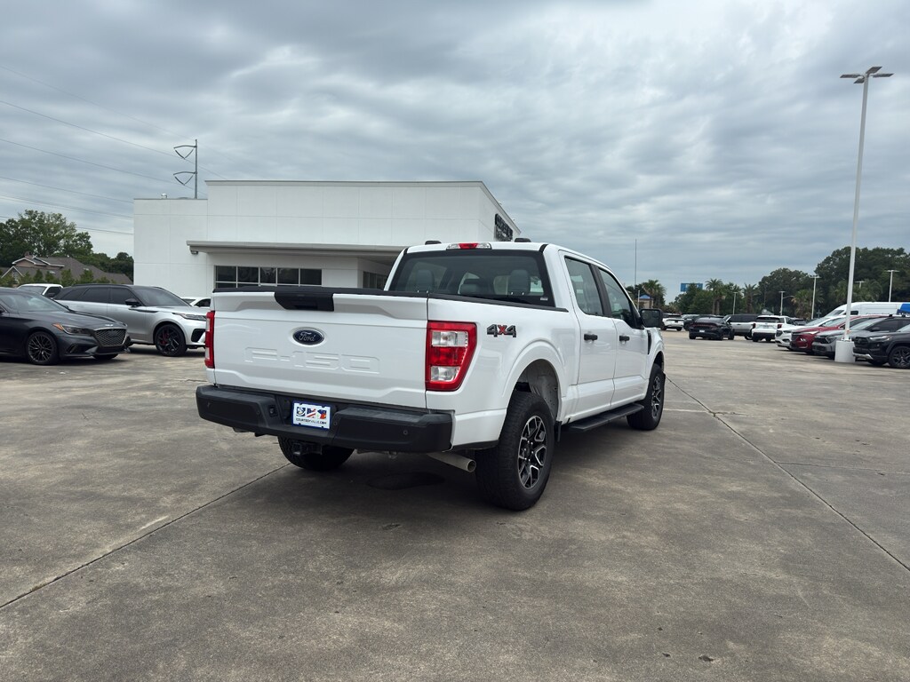 2021 Ford F-150 XL photo 3