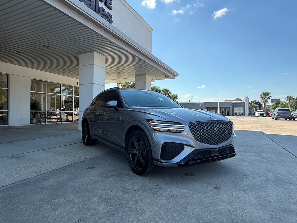 2023 Genesis GV70 3.5T Sport photo 2