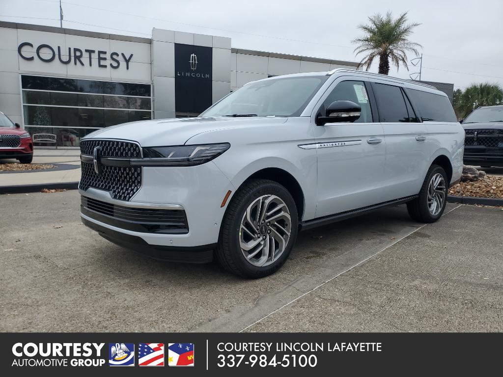 2025 Lincoln Navigator Reserve L's photo