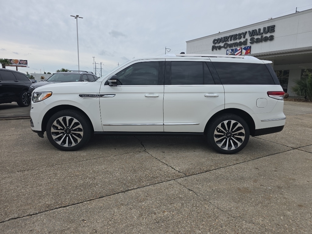 Used 2022 Lincoln Navigator Reserve Sport Utility