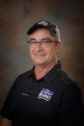 Staff member Karl Weber from 71af04f22058