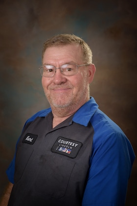 Staff member Kurt Spell from 01a6564b0d9c
