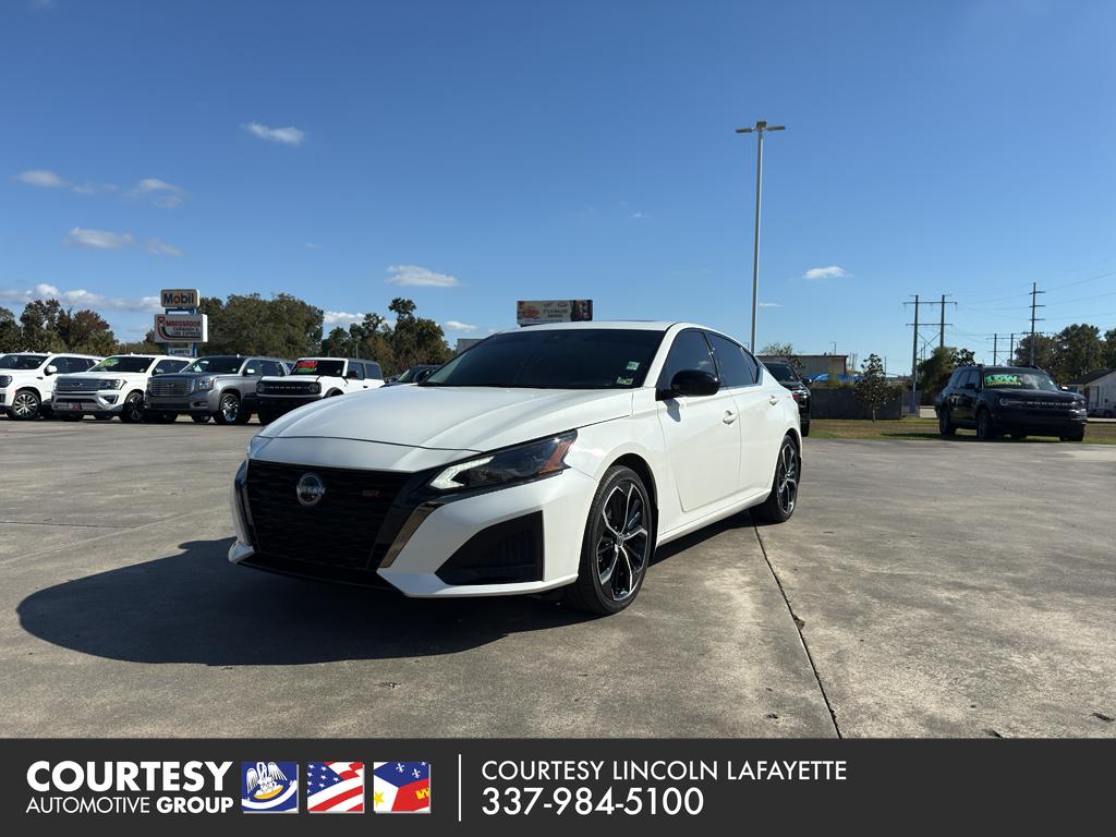 2024 Nissan Altima SR