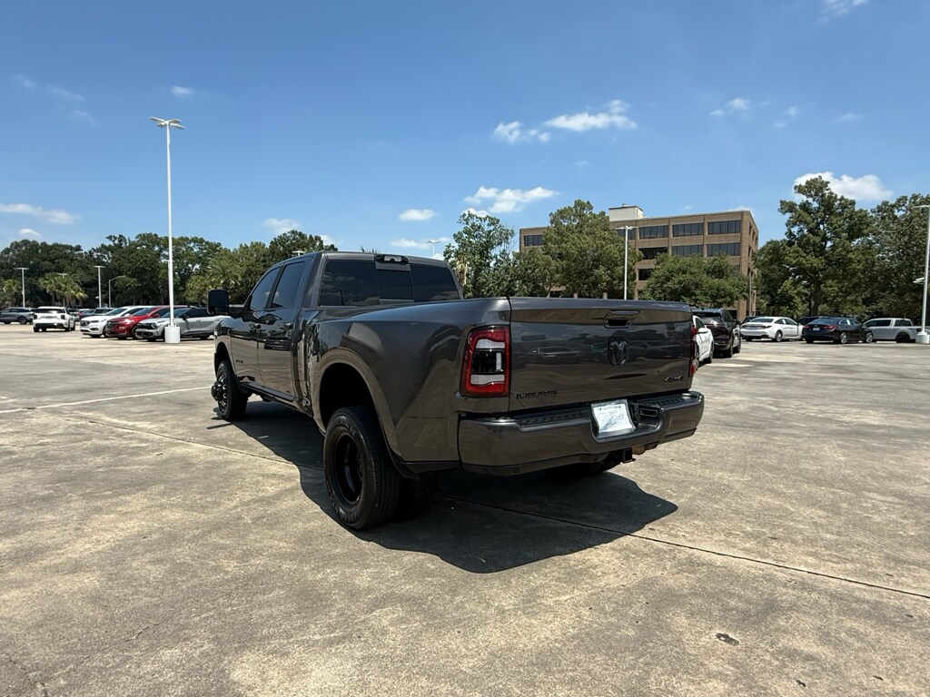 2024 Ram 3500 Laramie photo 3