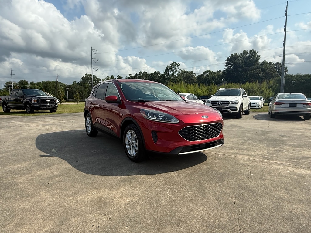 Used 2020 Ford Escape SE with VIN 1FMCU0G62LUC72800 for sale in Lafayette, LA