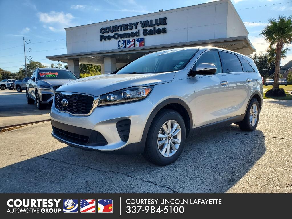 2020 Kia Sorento LX's photo