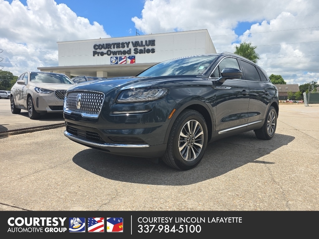 2023 Lincoln Nautilus Standard