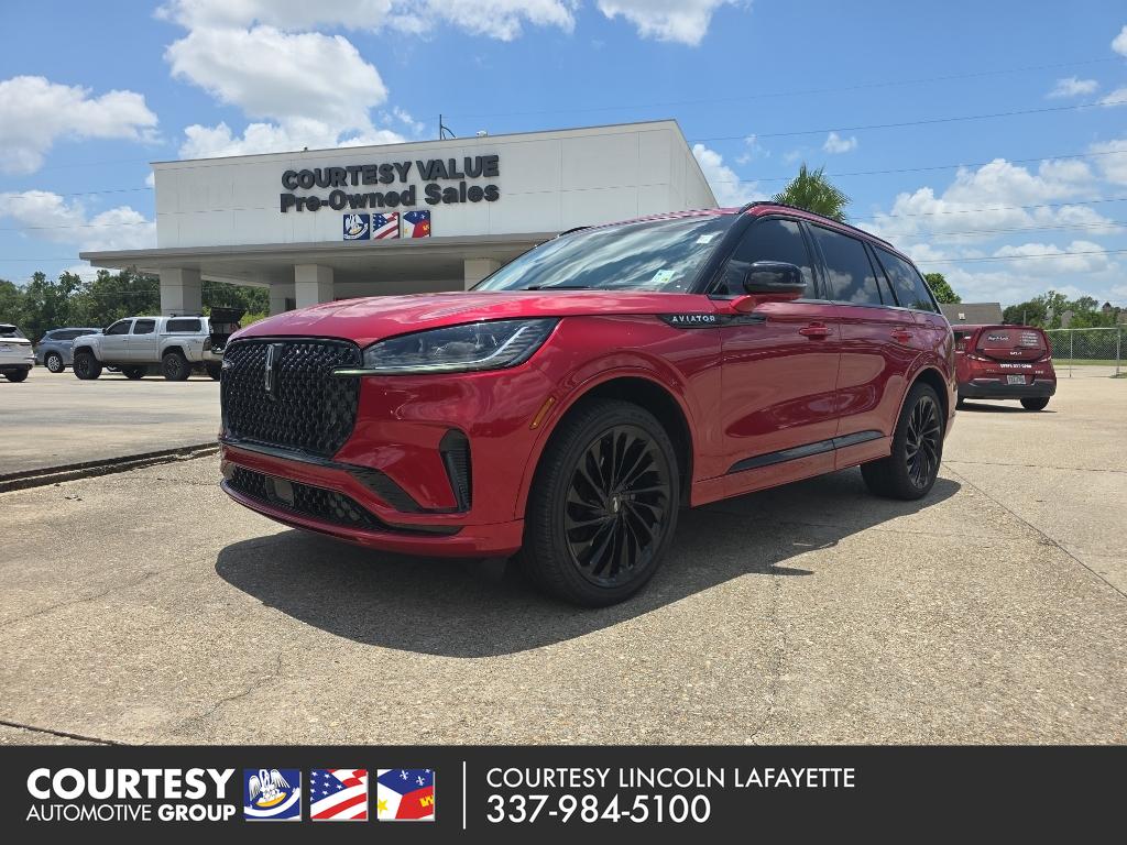 2025 Lincoln Aviator Reserve AWD's photo