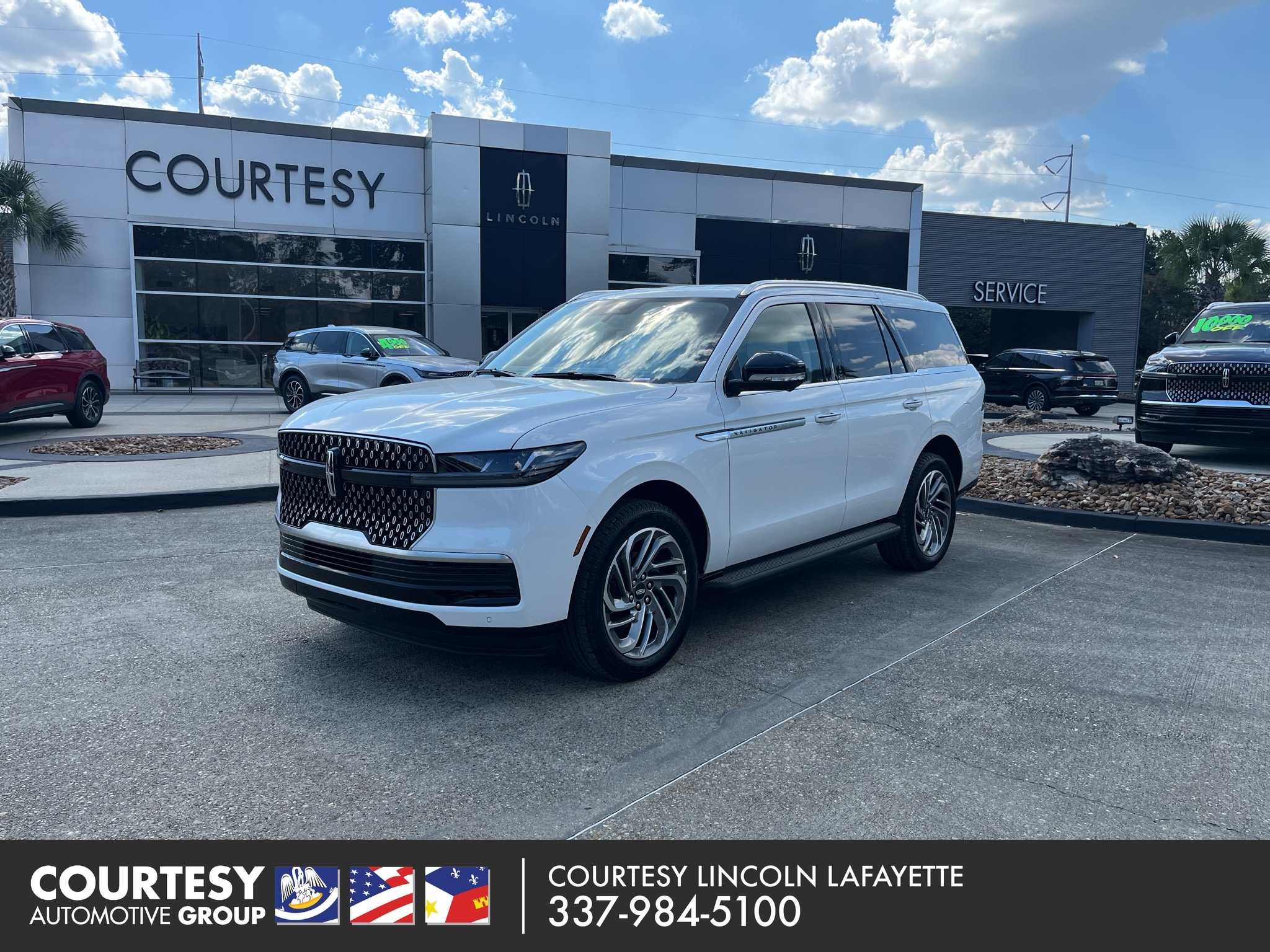 2027 Lincoln Navigator Premiere