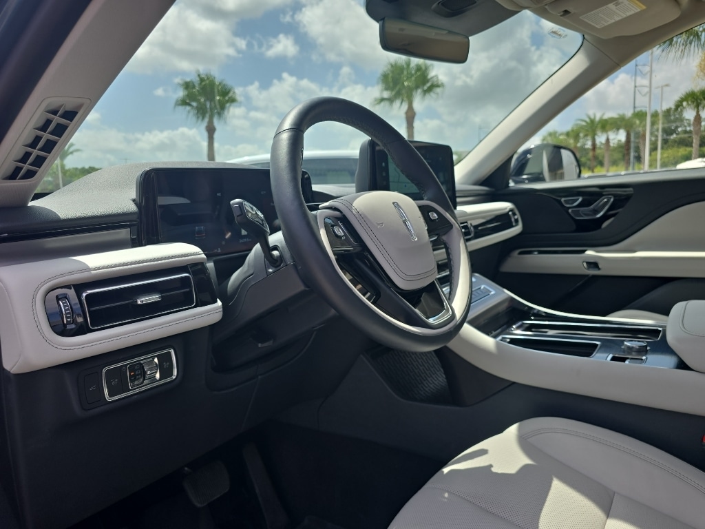 2026 Lincoln Aviator Premiere - Photo 17