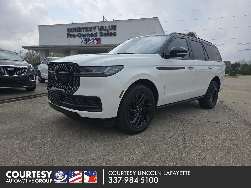 2025 Lincoln Navigator Reserve 4WD's photo