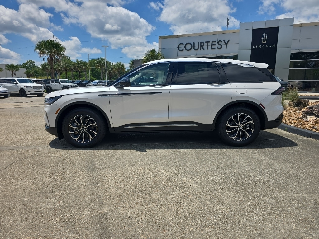 New 2026 Lincoln Nautilus Premiere Sport Utility