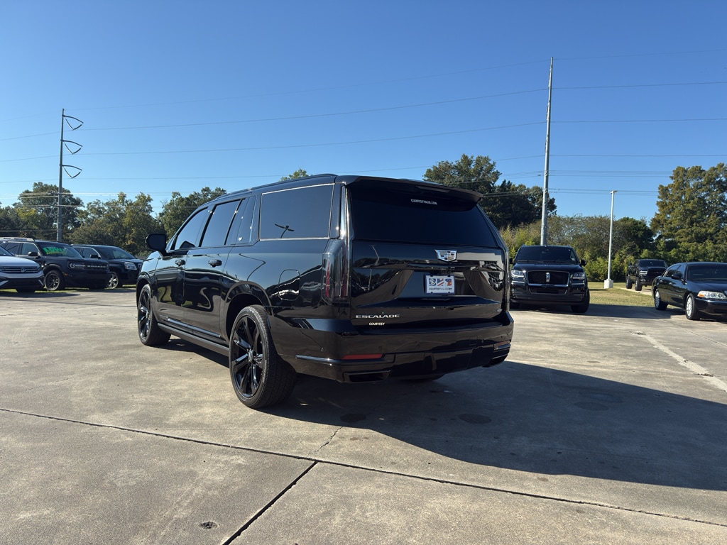 Used 2025 Cadillac Escalade ESV 4WD Sport Platinum Sport Utility