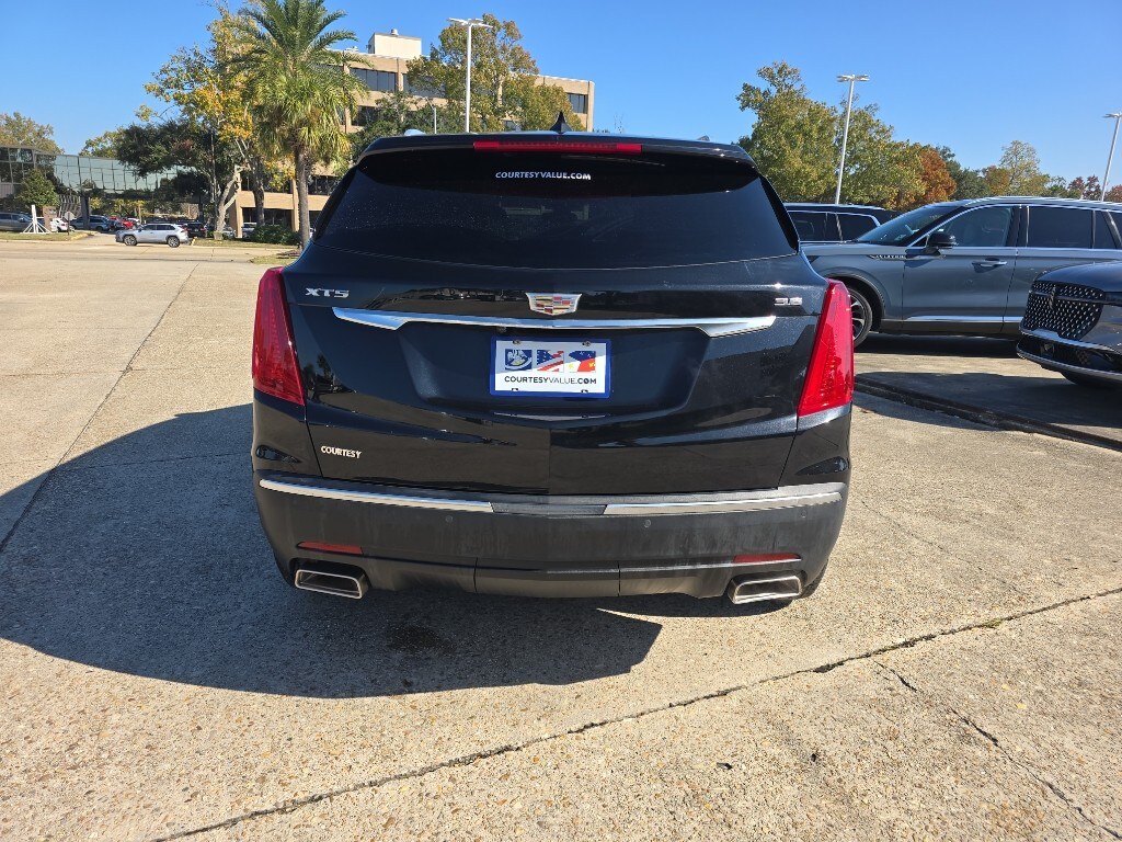 Used 2018 Cadillac XT5 Luxury FWD Sport Utility