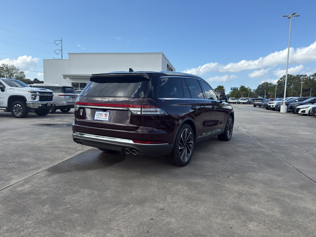 2023 Lincoln Aviator Reserve photo 2