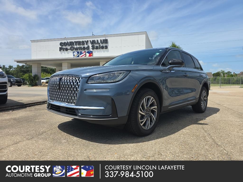 2025 Lincoln Corsair Premiere FWD's photo
