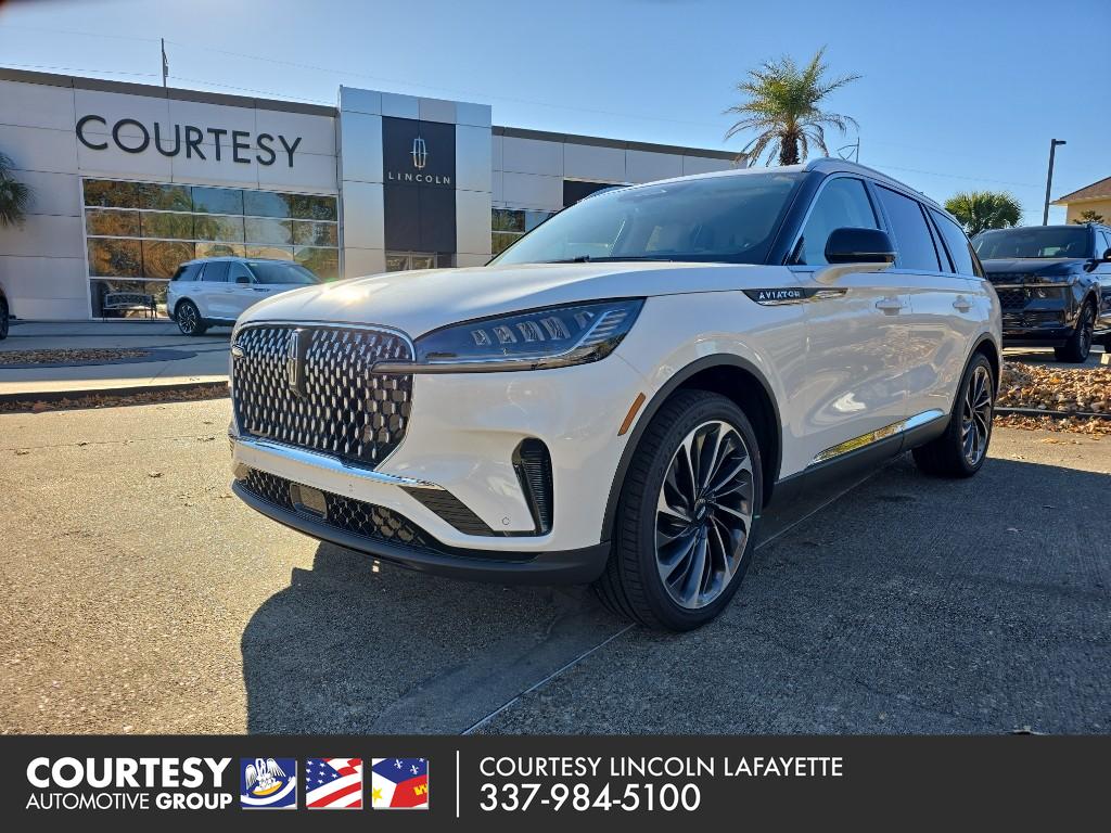 2026 Lincoln Aviator Reserve's photo