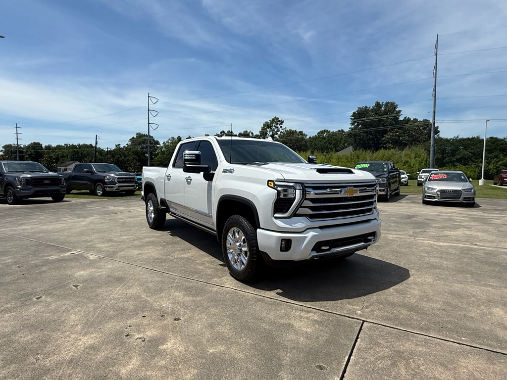 Used 2024 Chevrolet Silverado 2500HD High Country with VIN 1GC1YRE7XRF232042 for sale in Lafayette, LA