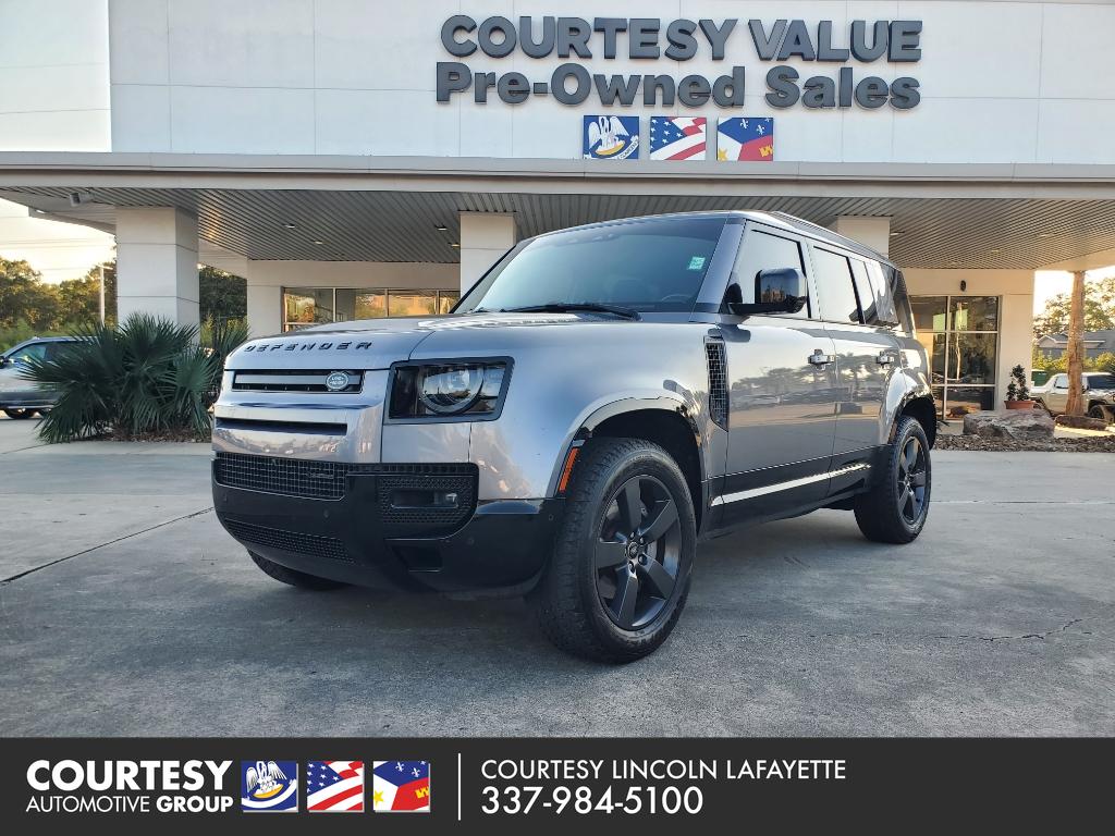 2023 Land Rover Defender X-Dynamic SE's photo