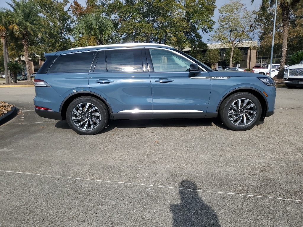 New 2026 Lincoln Aviator Premiere Sport Utility