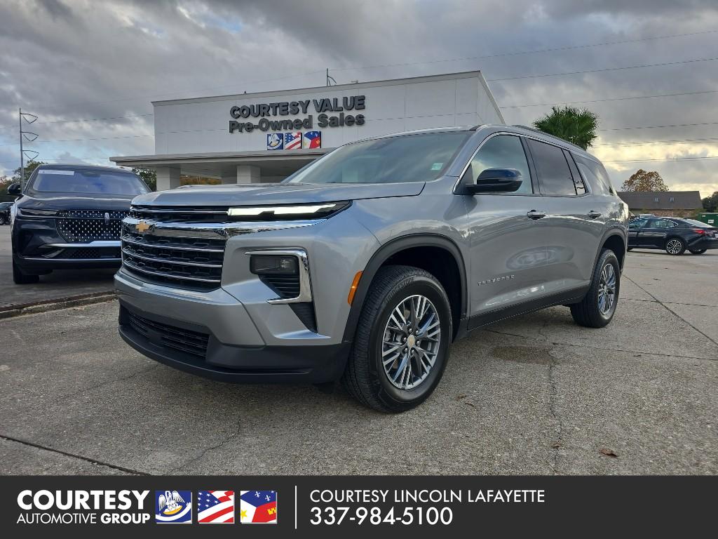 2025 Chevrolet Traverse LT's photo