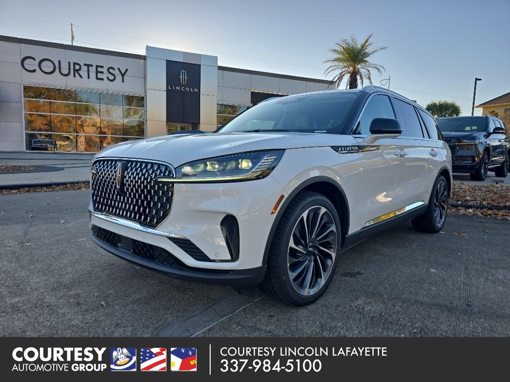 2026 Lincoln Aviator Reserve's photo