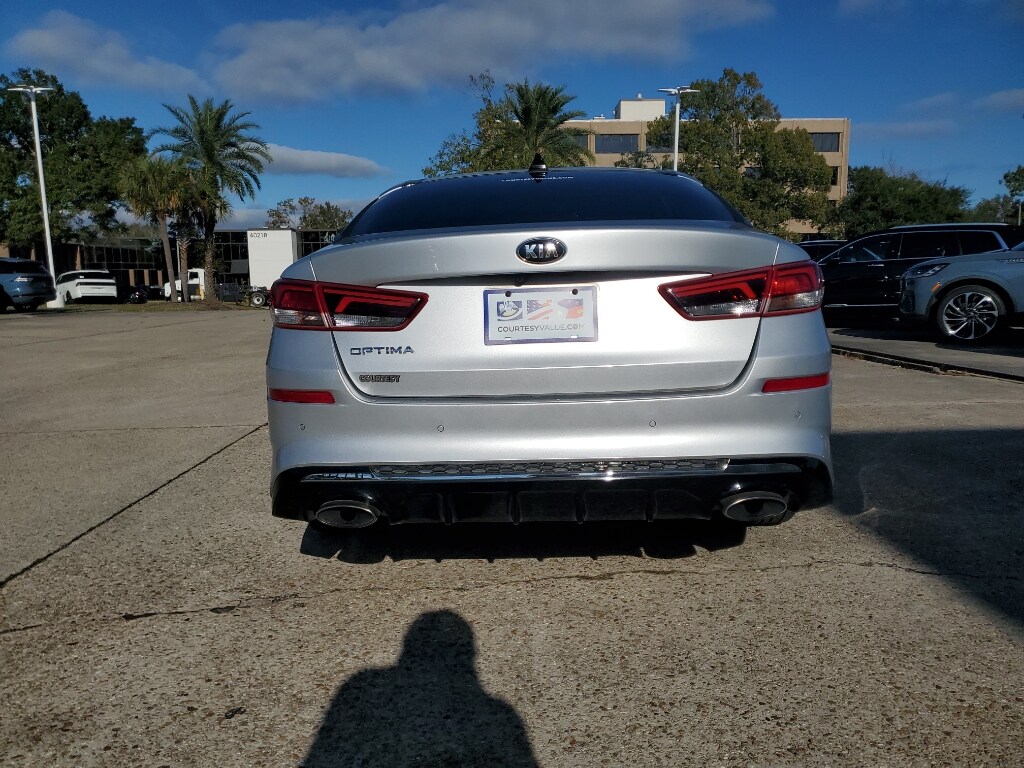 2020 Kia Optima SE photo 3