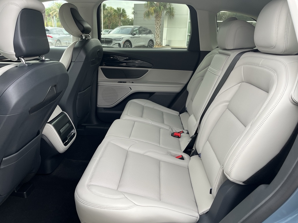 2026 Lincoln Nautilus Premiere - Photo 13