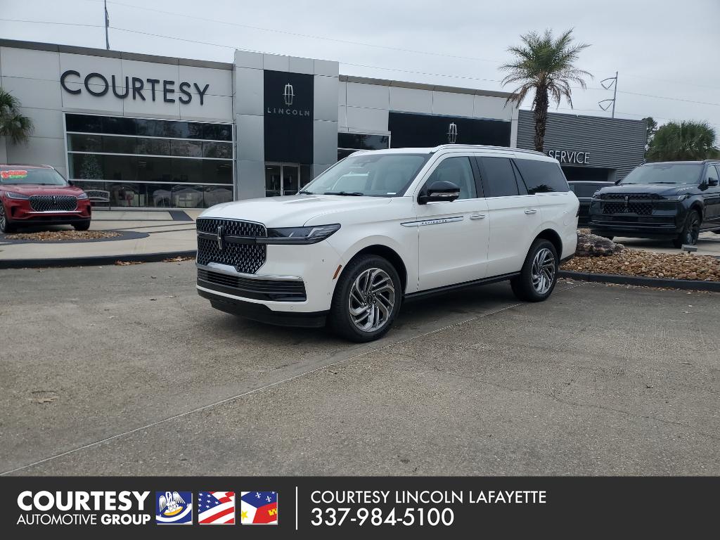 2025 Lincoln Navigator Reserve's photo