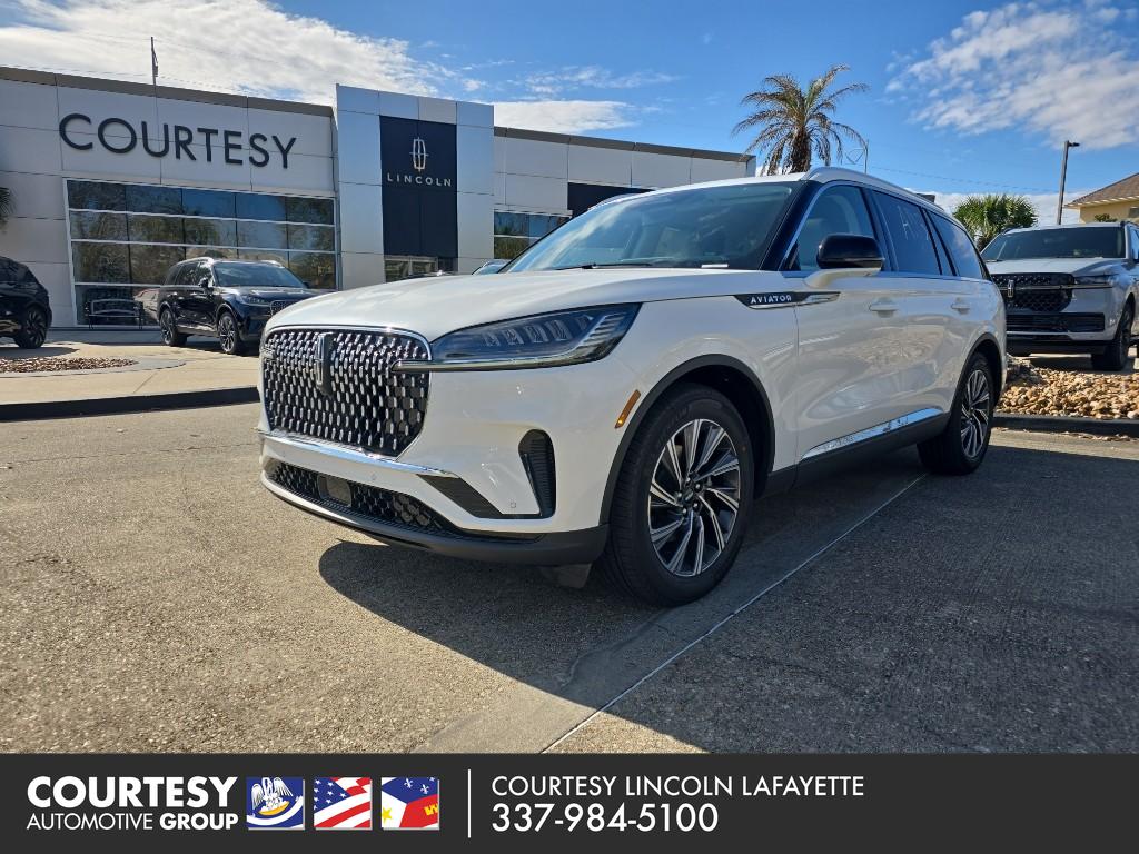 2026 Lincoln Aviator Premiere's photo
