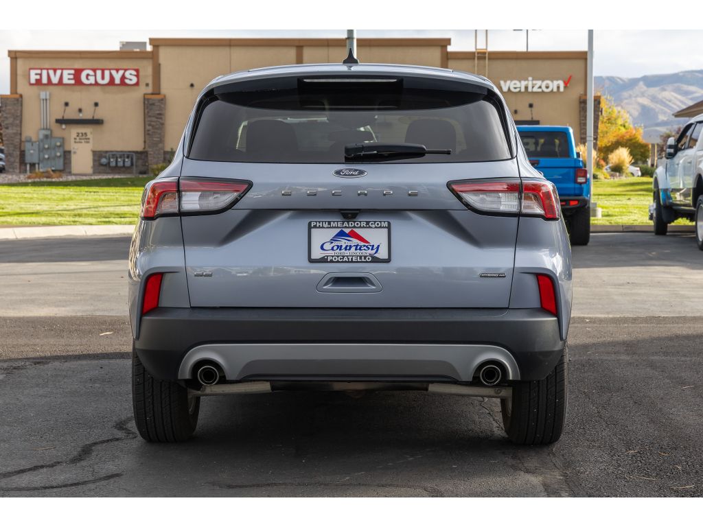 2022 Ford Escape SE Hybrid photo 3