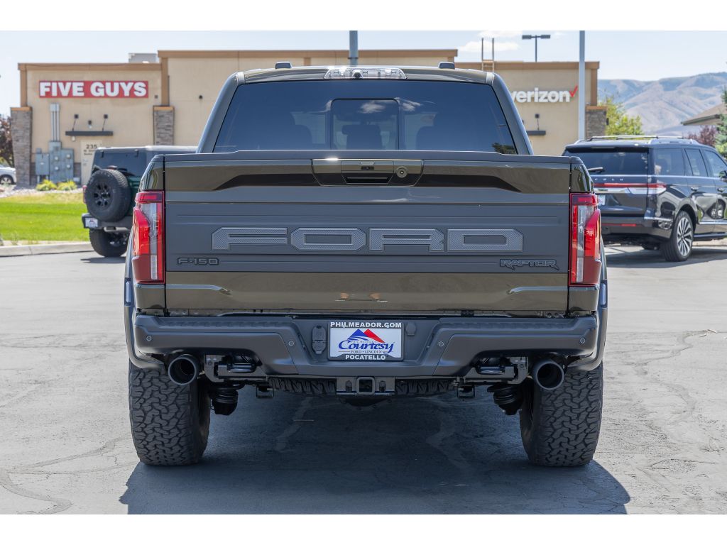 2025 Ford F-150 Raptor photo 4