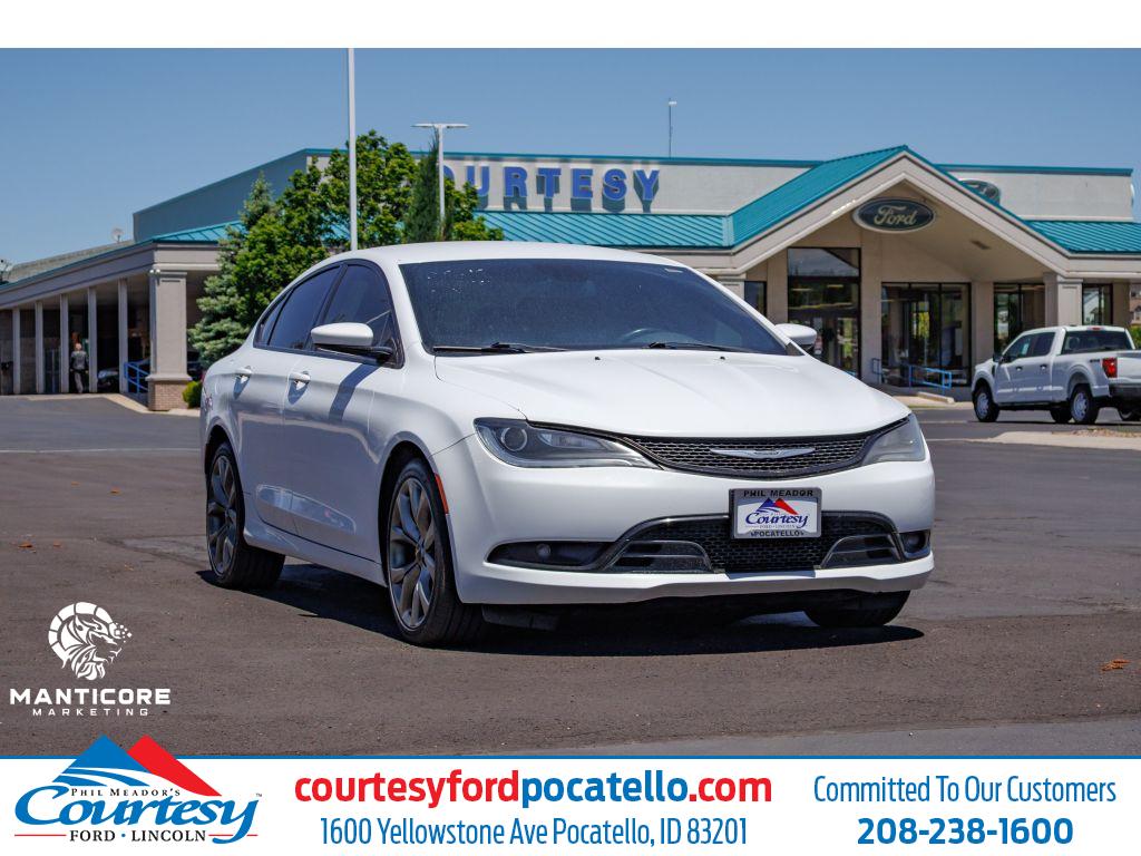 2015 Chrysler 200 S AWD's photo