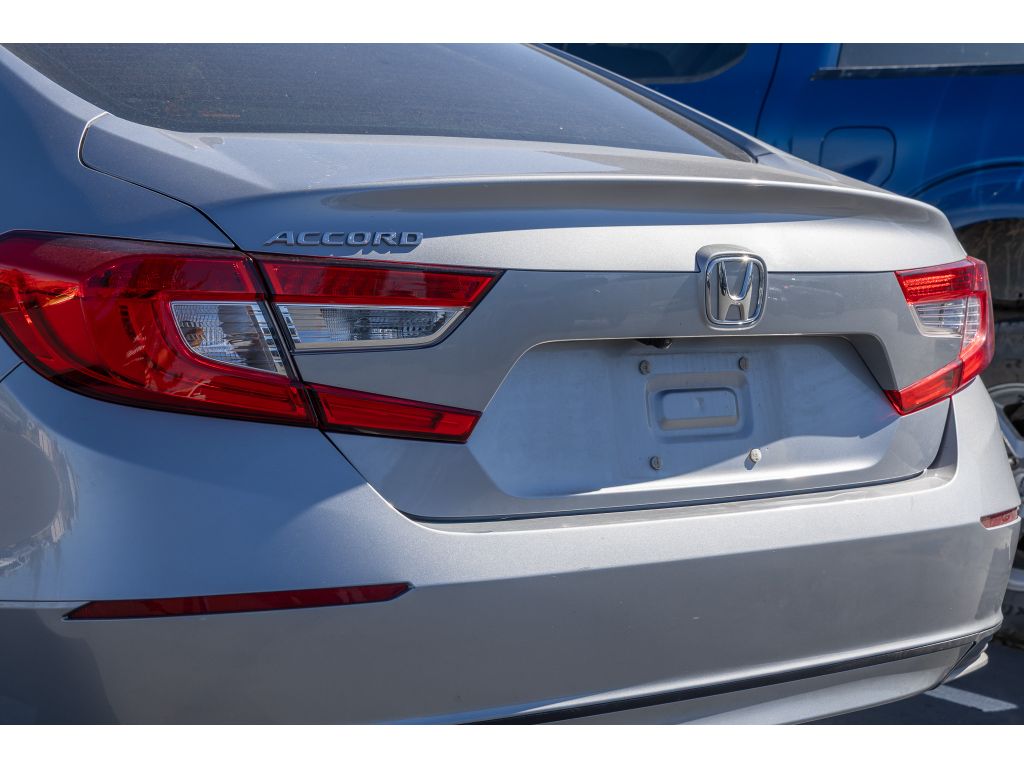 2020 Honda Accord LX photo 3