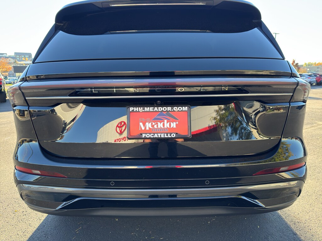 2024 Lincoln Nautilus Reserve photo 3