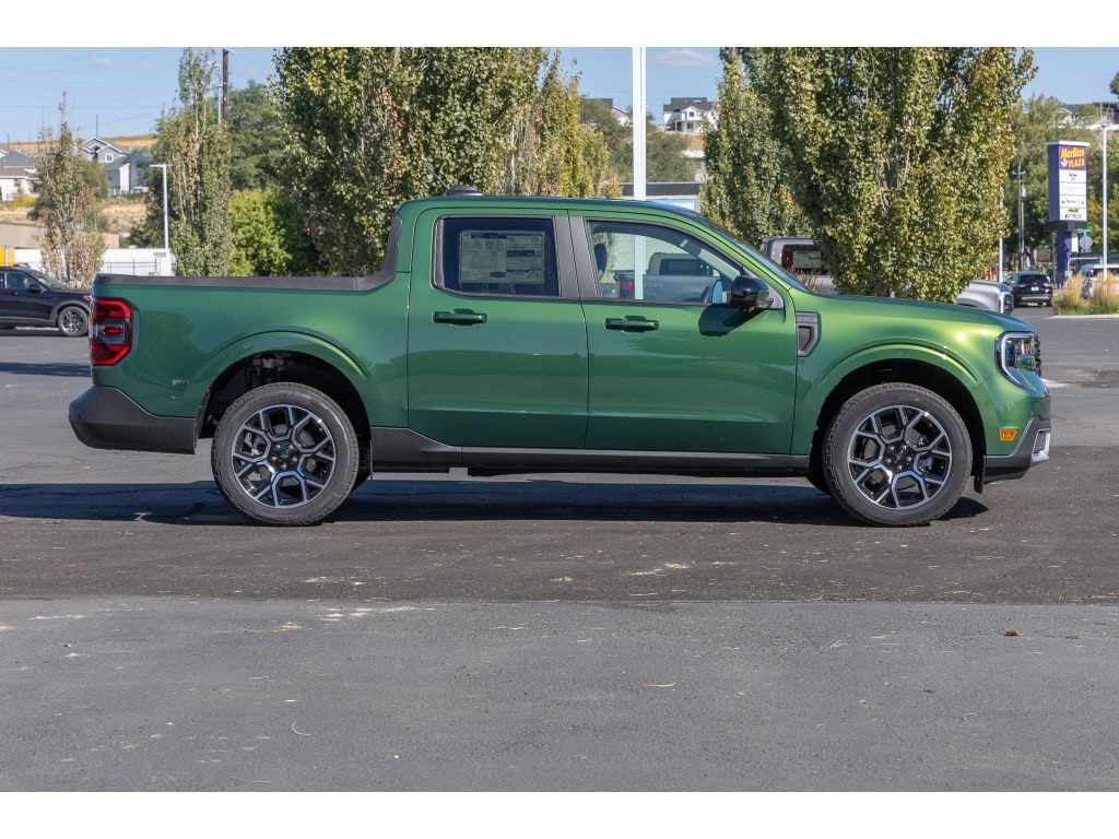 New 2025 Ford Maverick Lariat Cab; Super Crew