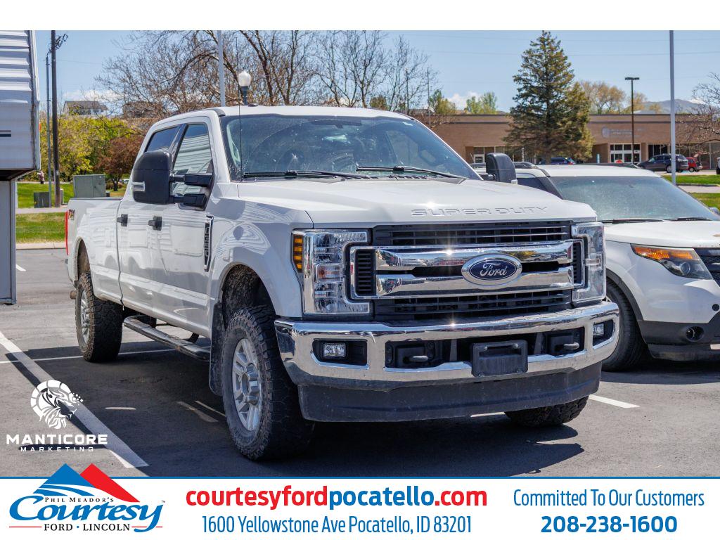 2019 Ford F-350 XLT 4x4 Crew Cab 176 in SRW's photo