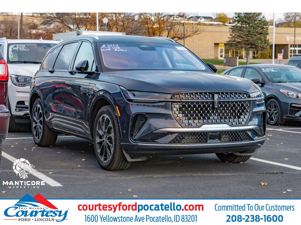 2024 Lincoln Nautilus Reserve