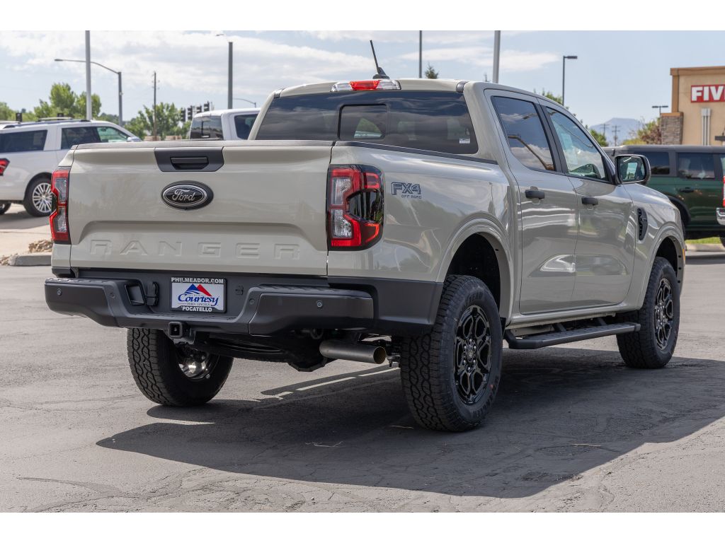2025 Ford Ranger XLT photo 3