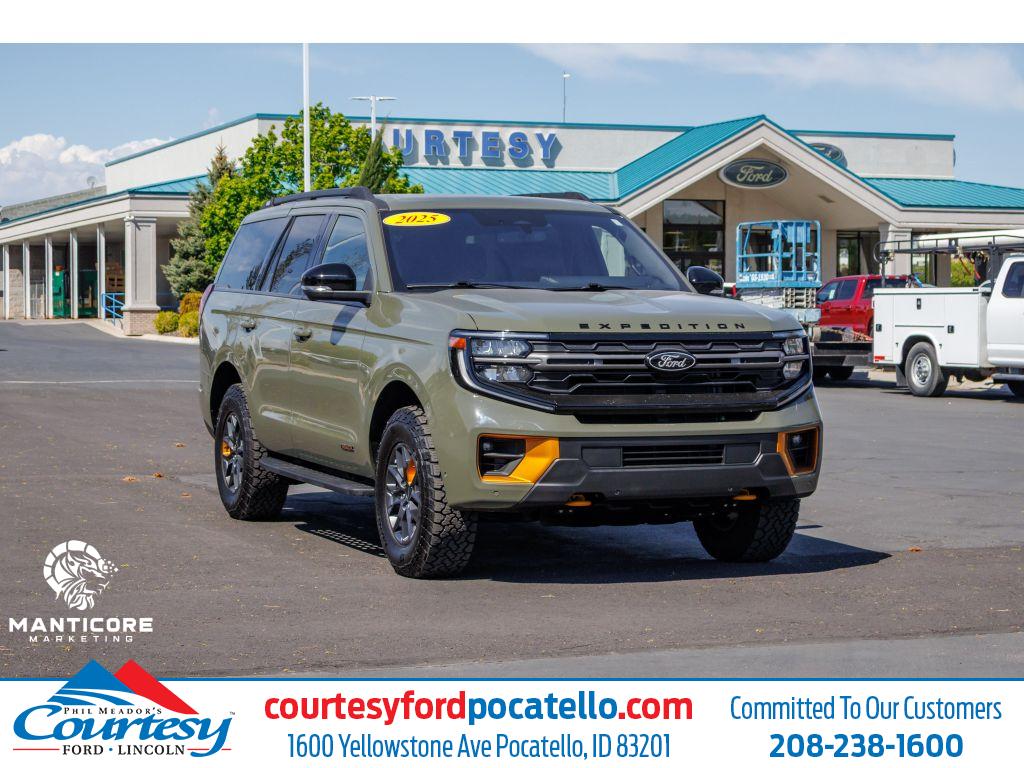 2025 Ford Expedition Tremor 4x4's photo